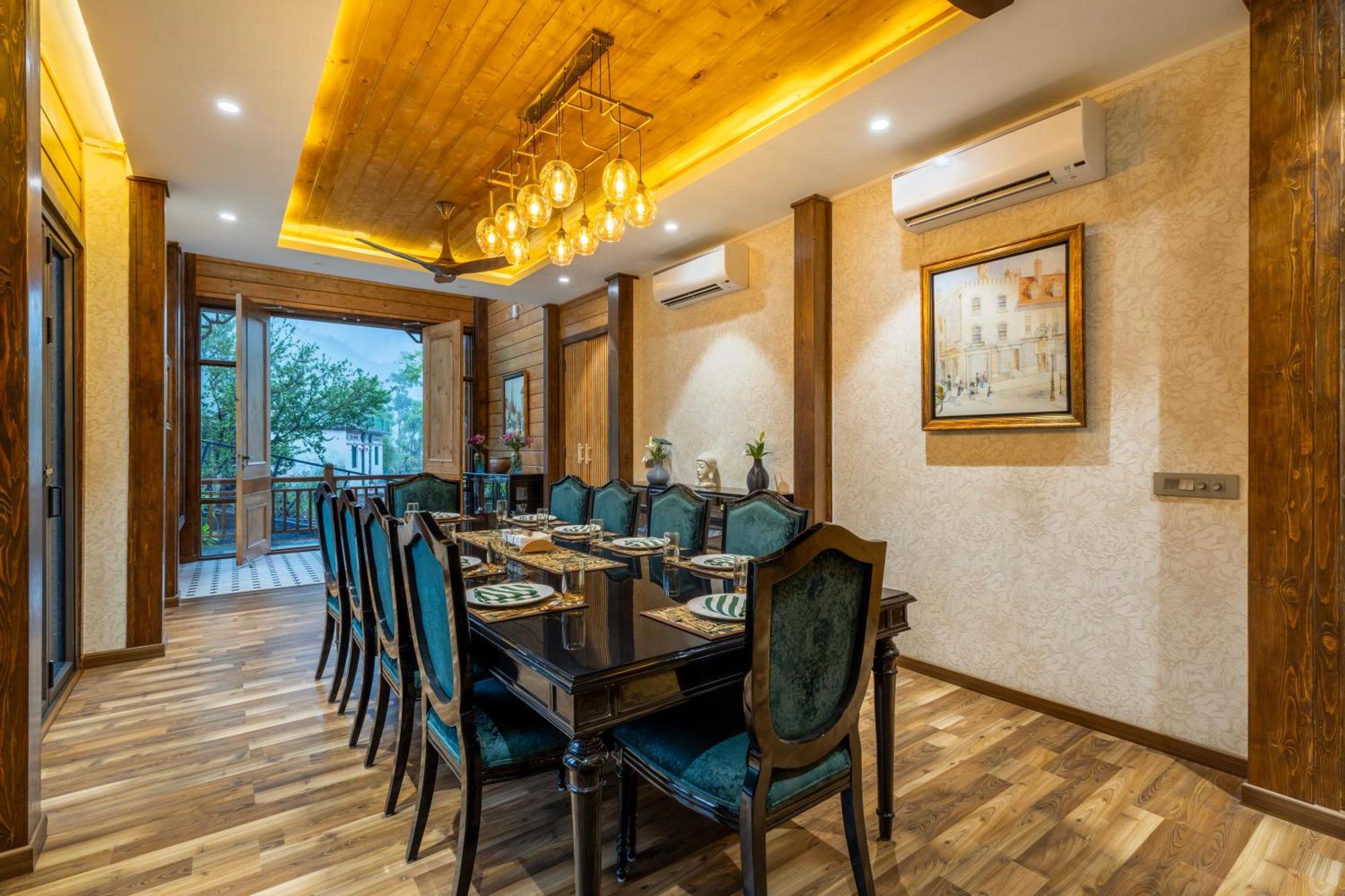 Ama Stays & Trails Kashi House, Rishikesh Bagian luar foto