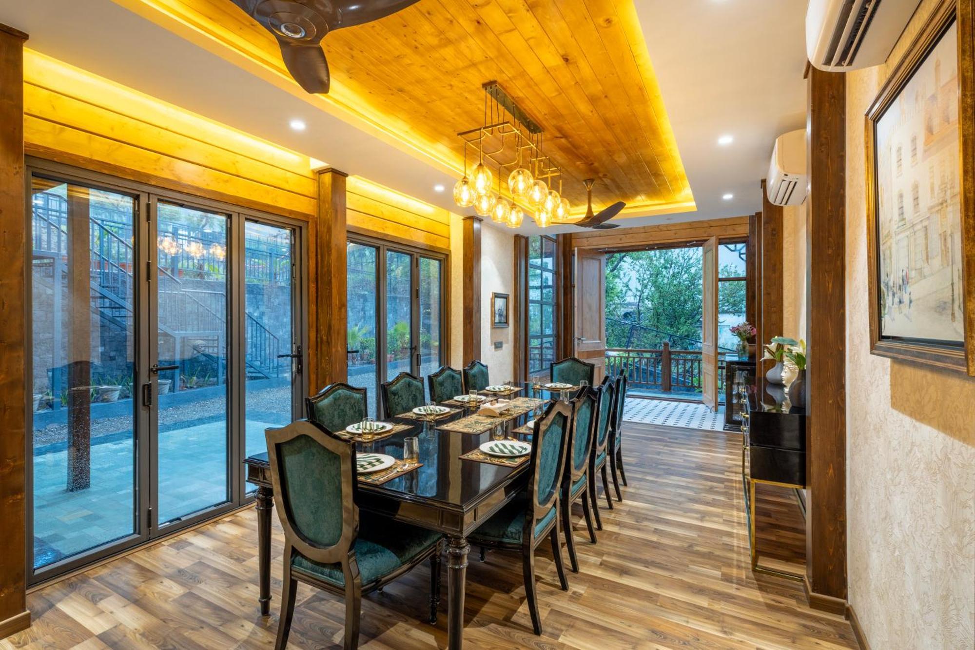Ama Stays & Trails Kashi House, Rishikesh Bagian luar foto