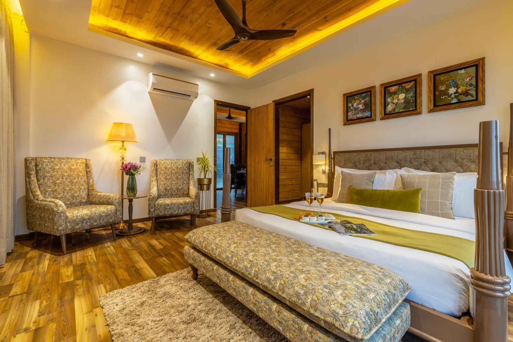 Ama Stays & Trails Kashi House, Rishikesh Bagian luar foto