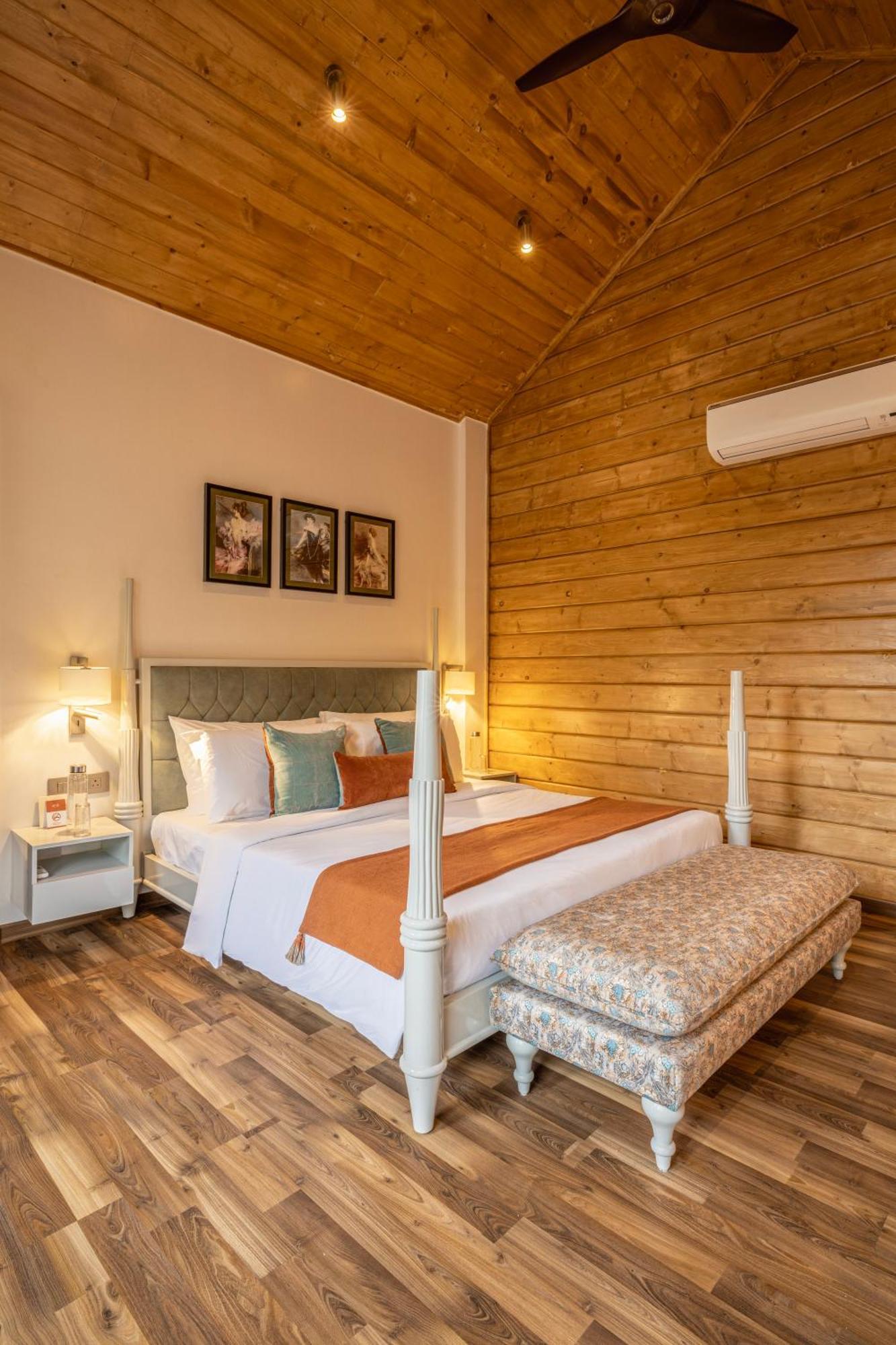 Ama Stays & Trails Kashi House, Rishikesh Bagian luar foto