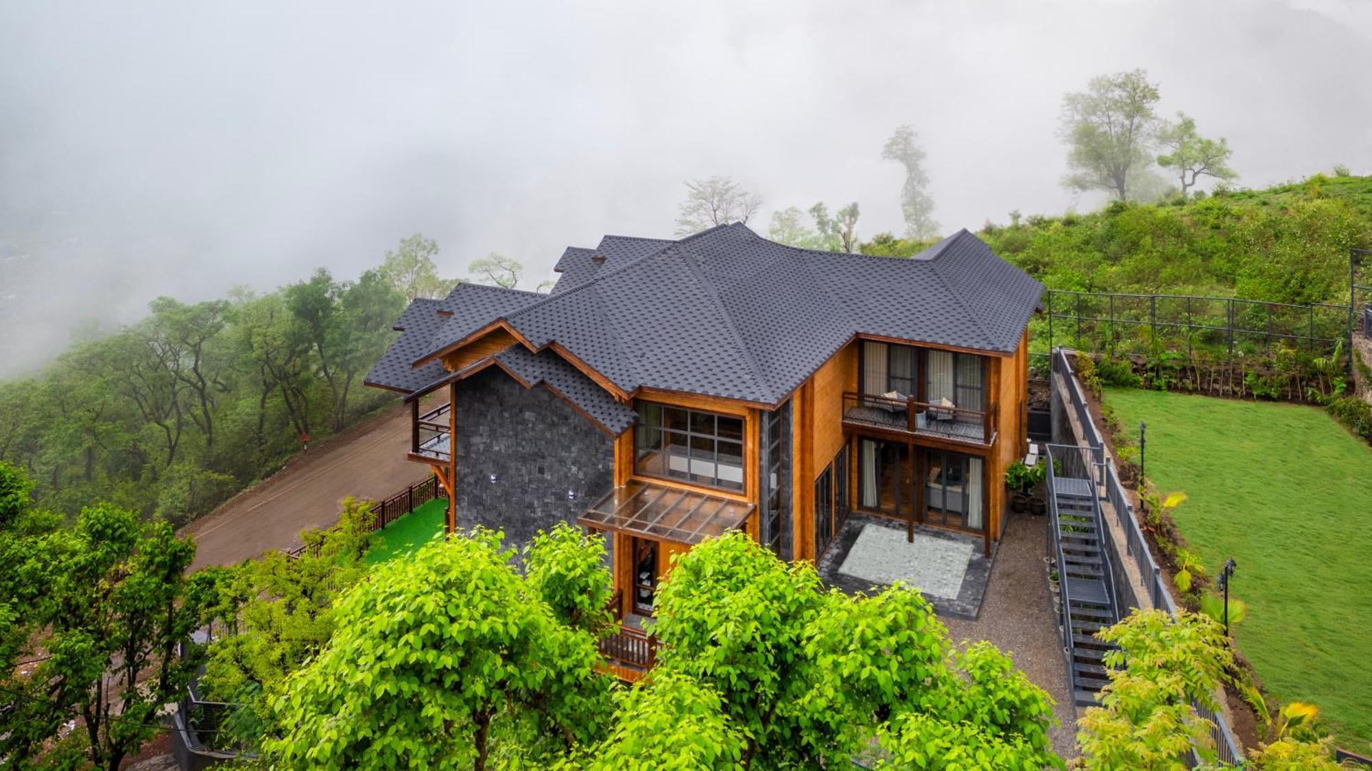 Ama Stays & Trails Kashi House, Rishikesh Bagian luar foto
