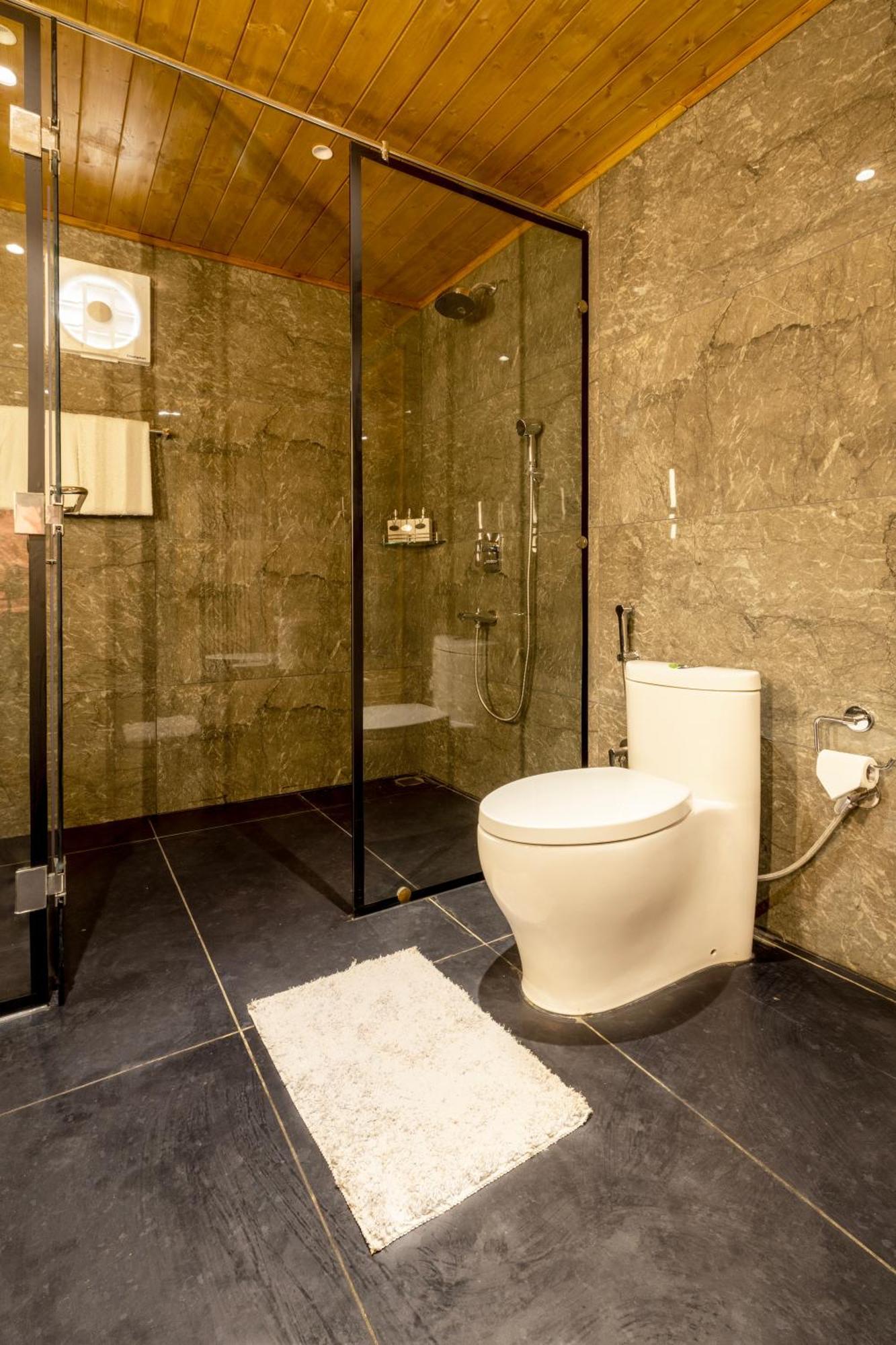 Ama Stays & Trails Kashi House, Rishikesh Bagian luar foto